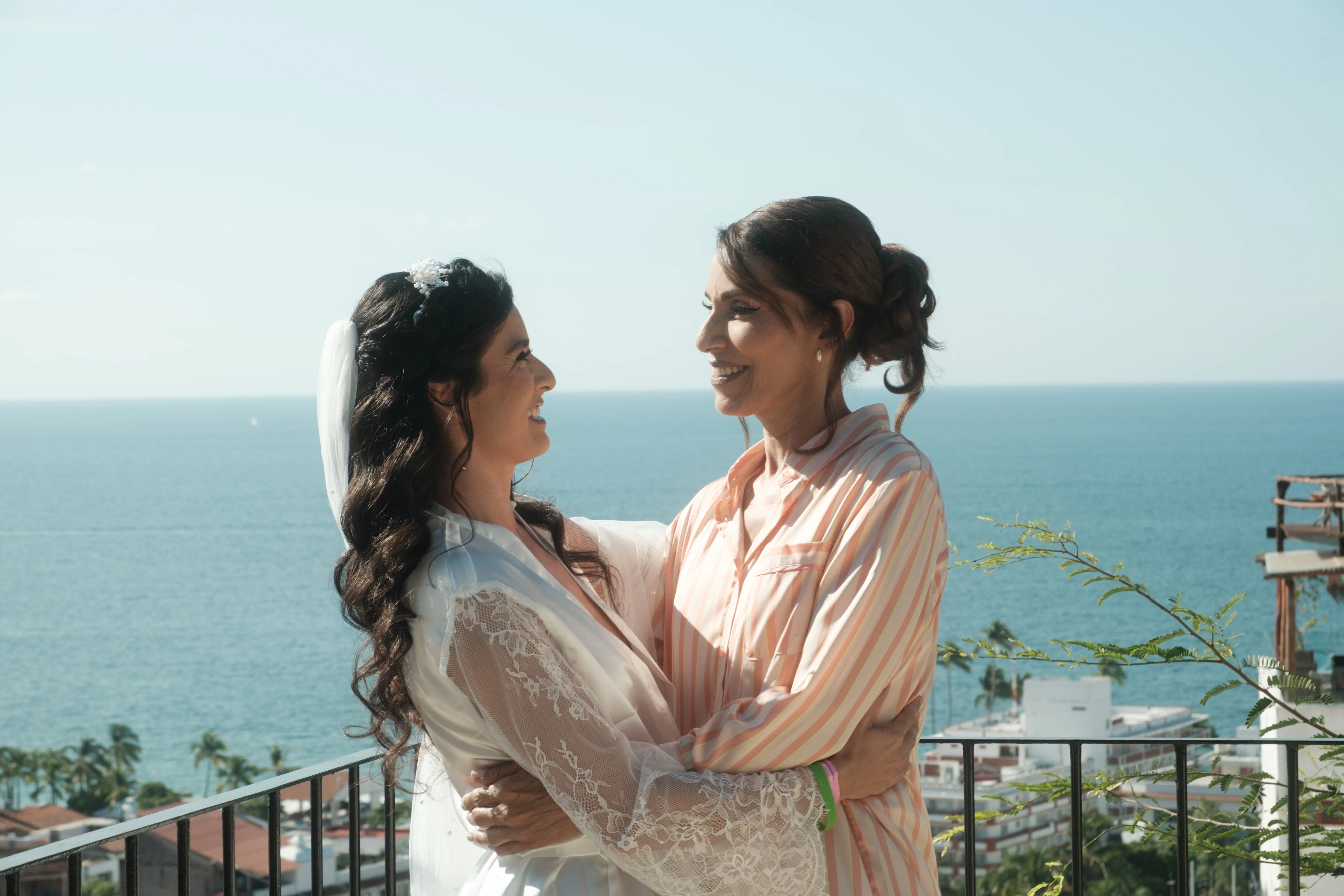 Fotografía editorial de boda - 1. Caro Y Paco   Puerto Vallarta Wedding